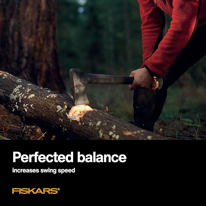 Fiskars 28" Chopping Axe, Ultra-Sharp Blade for Kindling with Ease, Weight Balanced, Garden and Outdoor Gear, 3.5 pounds, Black
