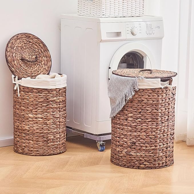 Round Water Hyacinth Laundry Hamper with Lid Handwoven Wicker Basket with Handles for Dirty Clothes, Storage, and Organization Ideal for Bedroom, Bathroom, and Laundry Room, No Assembly Required, 60L