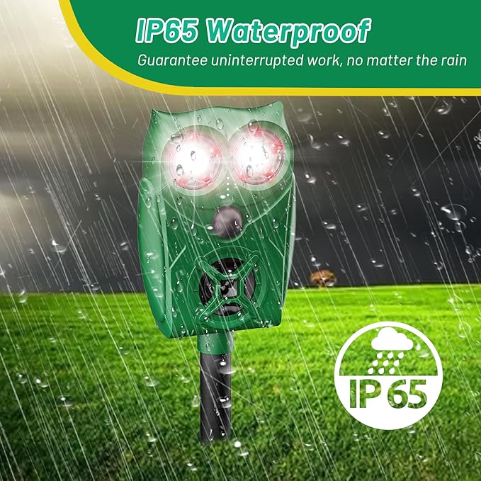 Solar-Powered Ultrasonic Animal Repellent with Motion Sensor, Waterproof Cat Deterrent with LED Flashing Lights, Perfect for Outdoor Yards, Effective to Repel Cats, Dogs, Coyotes, Raccoons, and Deer.