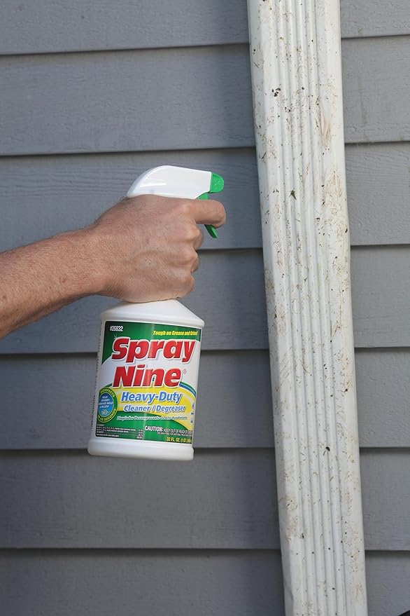 Spray Nine 26810 Heavy Duty Cleaner, Degreaser & Disinfectant for Kitchens, Bathrooms, Yard Equipment, Automotive & Industrial 32 Fl Oz. (Pack of 1)