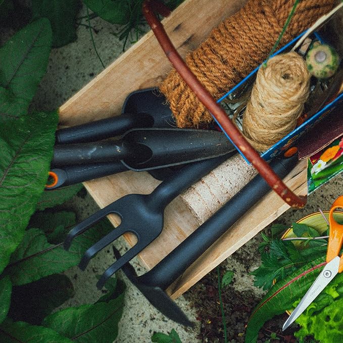 Fiskars Eco Cultivator with Wide Angled Tines, Ergonomic Handle, UV Resistance, Ideal for Loosening Soil and Removing Weeds