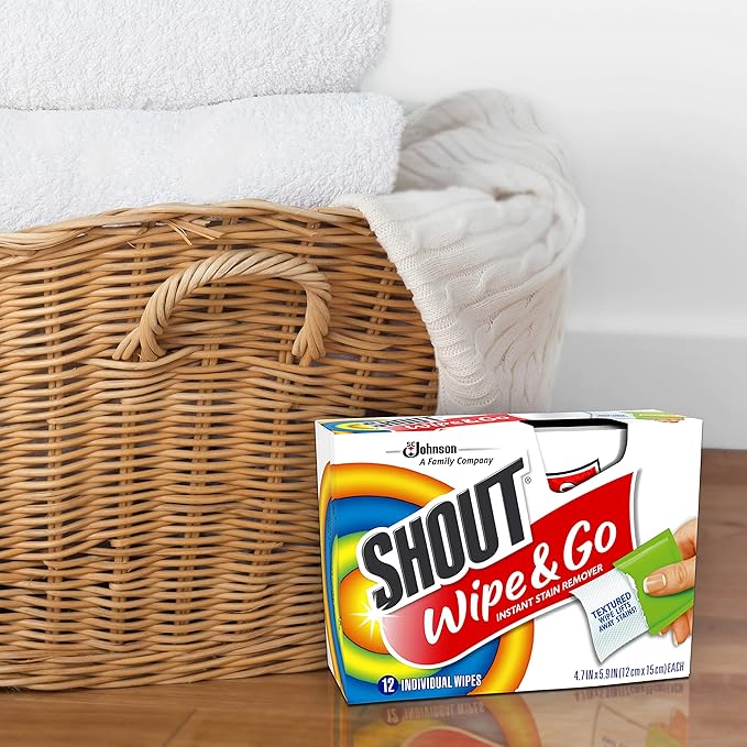 Shout Wipes, Wipe and Go Instant Stain Remover, Laundry Stain and Spot Remover for On-the-Go, 4 Wipes (Pack of 1)