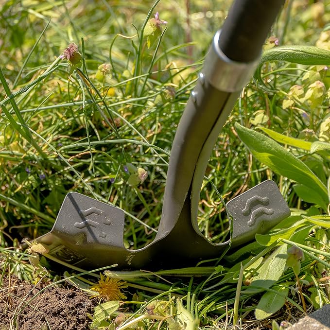 Radius Premium D-Handle Square-Point Shovel, Fiberglass Shaft