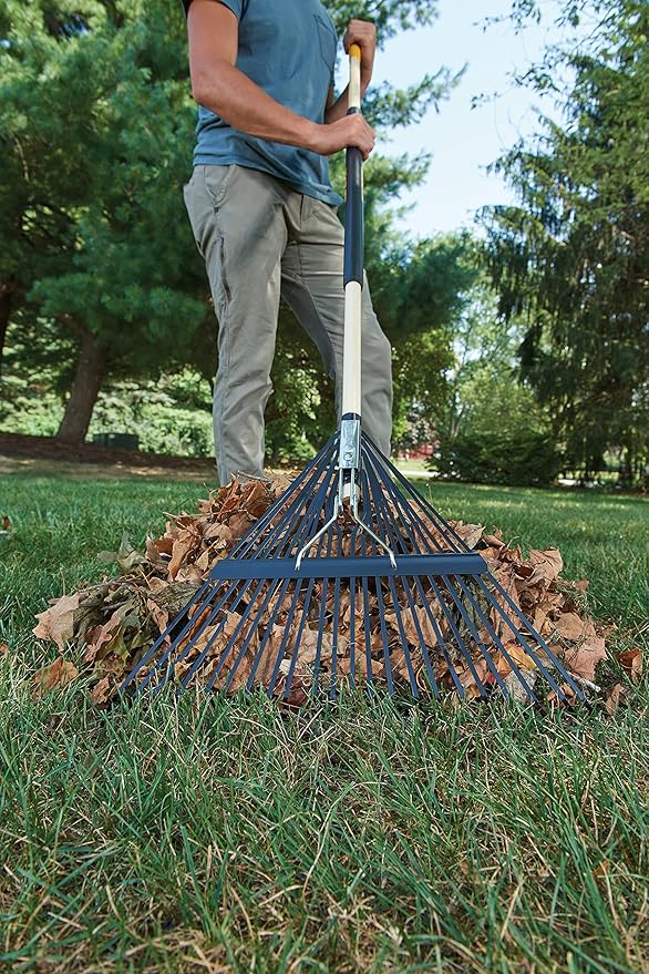 True Temper Steel Tine Leaf Rake with Hardwood/Steel Handle for Lawns, Gardening, and Dethatching, 22 Tines, Black